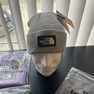 The North Face Ribbed Knit Gray Beanie